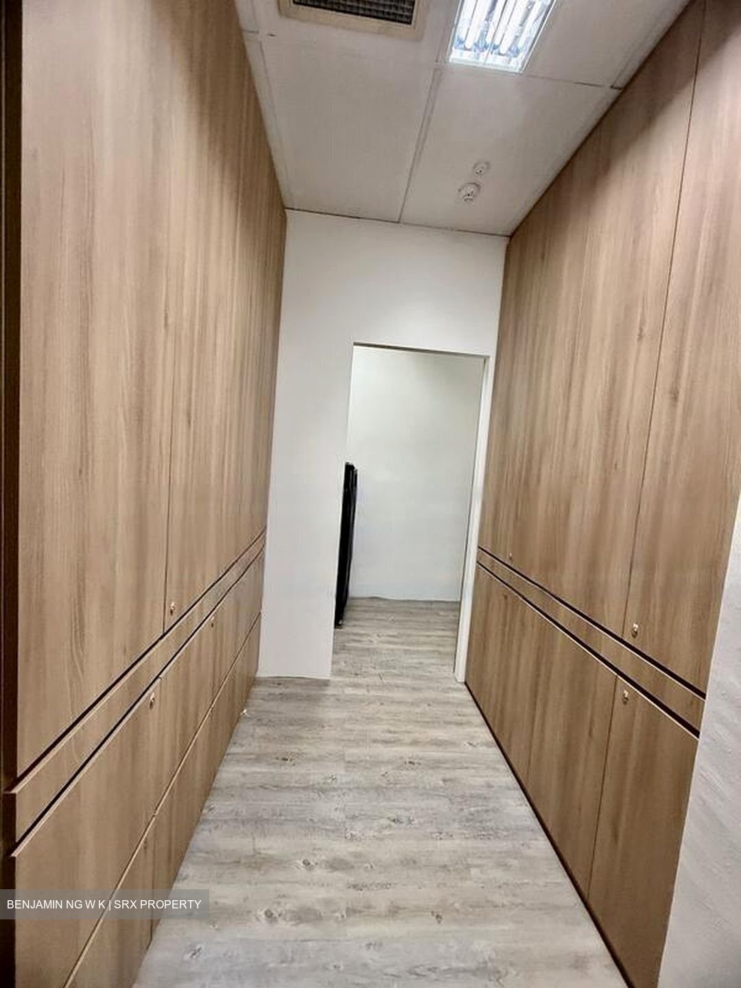 Far East Finance Building (D1), Office #457195301